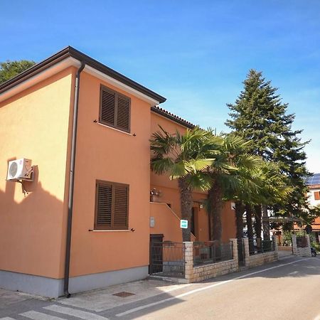 Lili Apartment Novigrad  Exterior photo