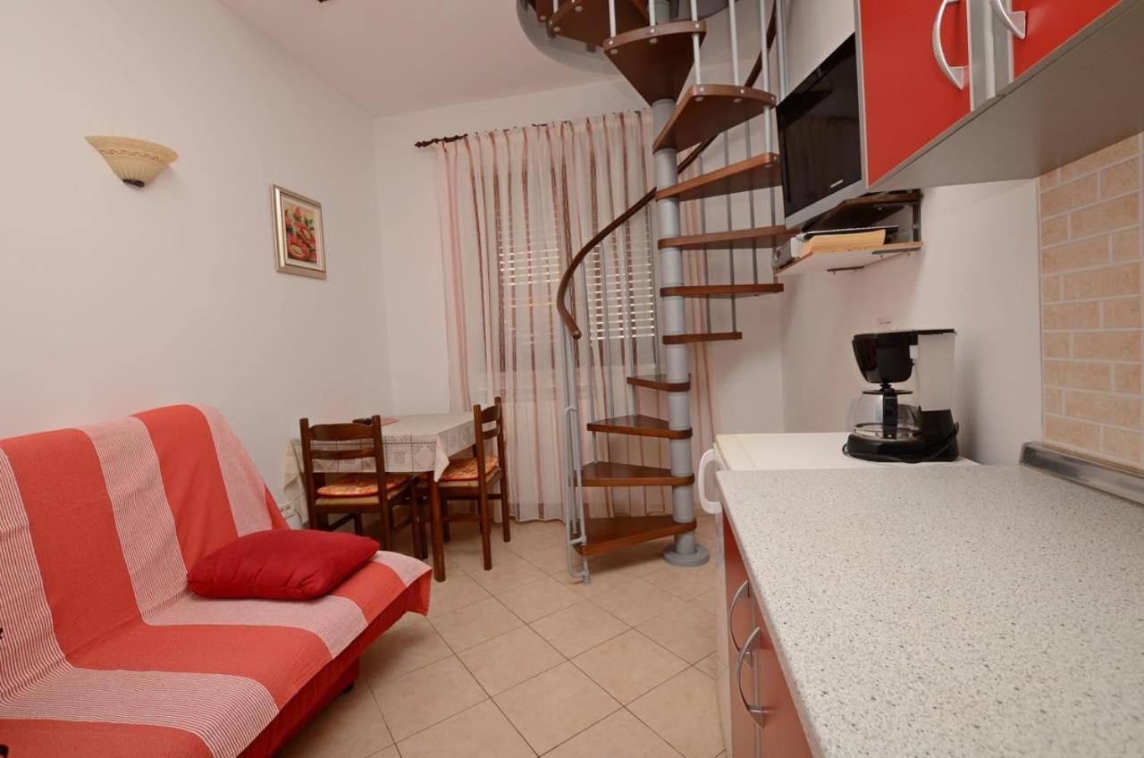 Lili Apartment Novigrad  Exterior photo