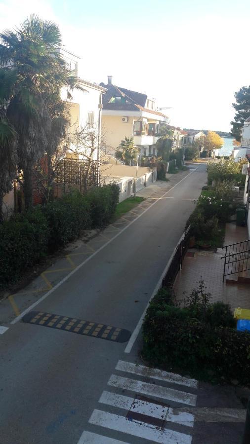 Lili Apartment Novigrad  Exterior photo